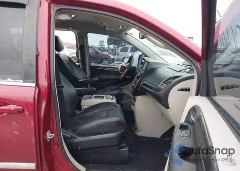 2012 Chrysler Town & Country Touring z USA, uszkodzony, nr VIN 2C4RC1BG3CR361666